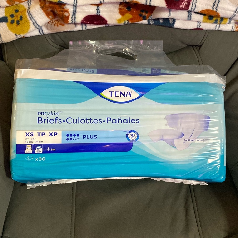 TENA ProSkin Briefs PLUS—